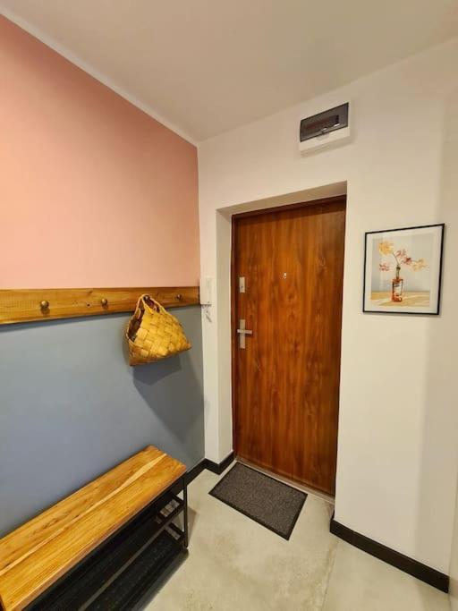 Uroczy Apartament Blisko Centrum - 10 Min Do Plazy Гдыня Экстерьер фото