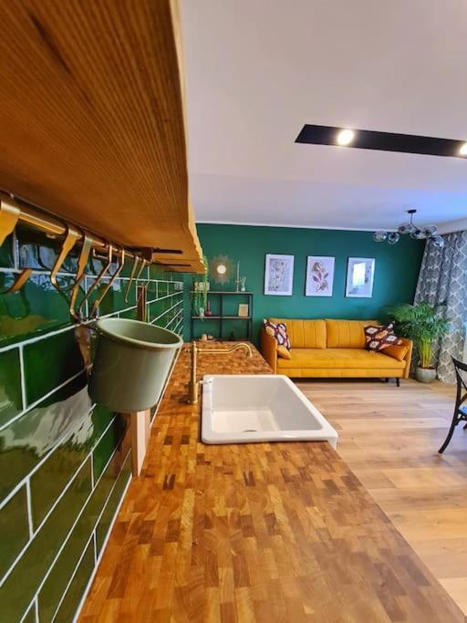 Uroczy Apartament Blisko Centrum - 10 Min Do Plazy Гдыня Экстерьер фото